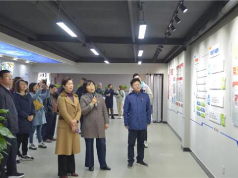 市人大向导来tyc86太阳集团集团视察“职工之家”建设情形